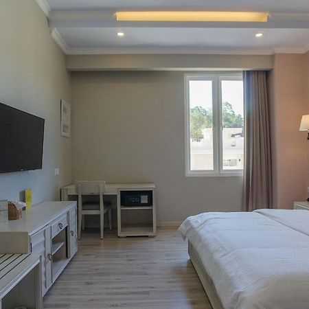 Hotel Villa Emitta Tomohon 外观 照片