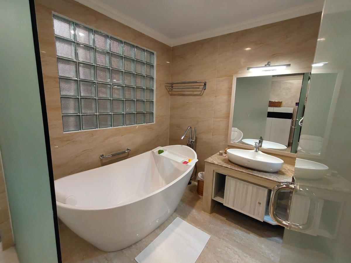 Hotel Villa Emitta Tomohon 外观 照片