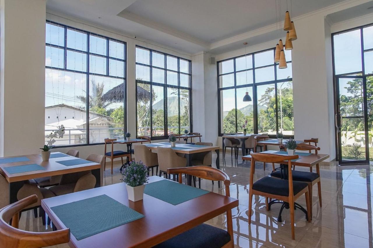 Hotel Villa Emitta Tomohon 外观 照片