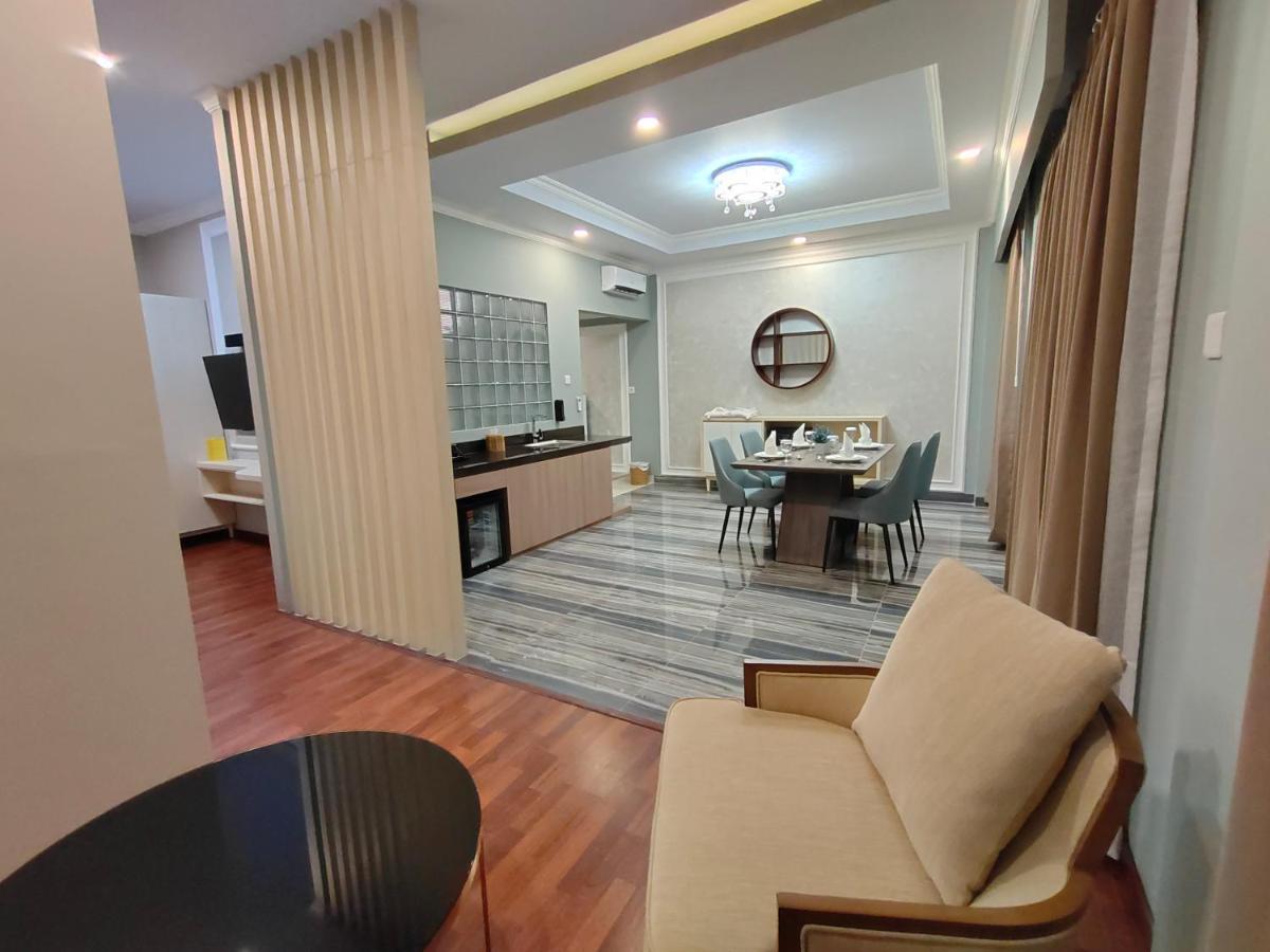 Hotel Villa Emitta Tomohon 外观 照片