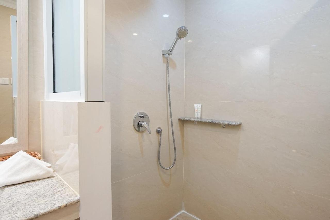 Hotel Villa Emitta Tomohon 外观 照片