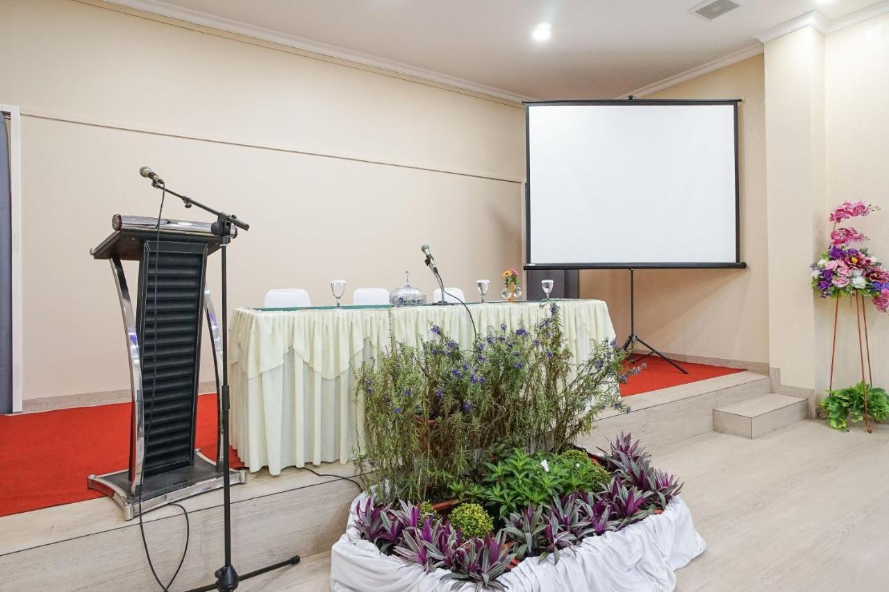 Hotel Villa Emitta Tomohon 外观 照片